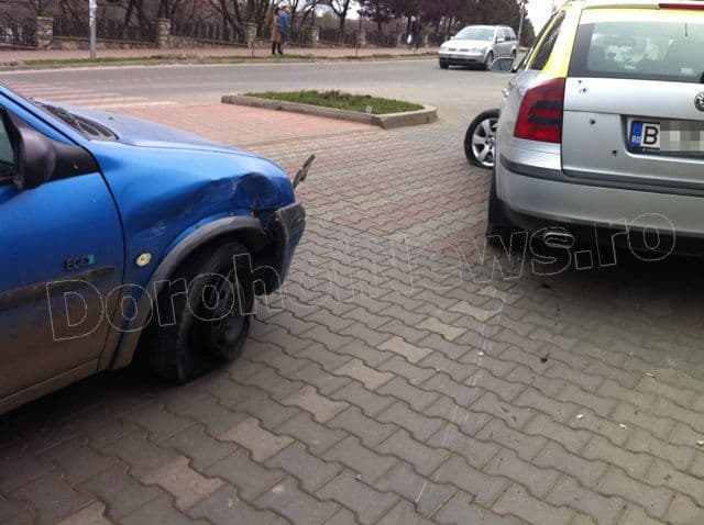 Accident pe Bulevardul Victoriei din Dorohoi_12