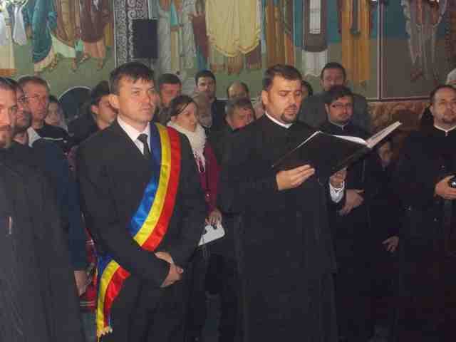 Biserica Sf Voievozi Mihail si Gavriil Ibanesti (3)