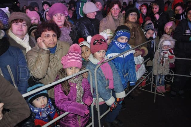 Pachete pentru copii de la Mos Craciun 2014_10