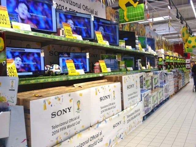 Carrefour vă invită să intrați în atmosfera fotbalului_4