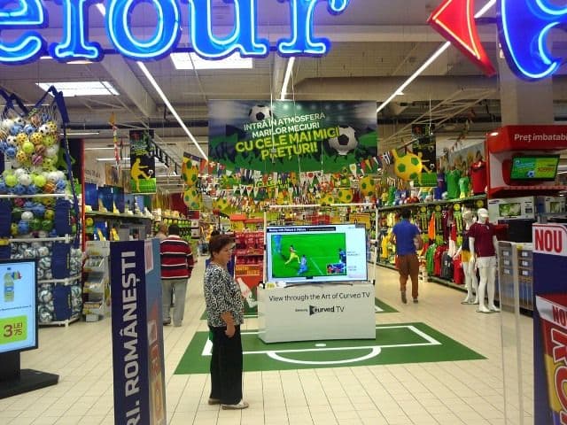 Carrefour vă invită să intrați în atmosfera fotbalului_5