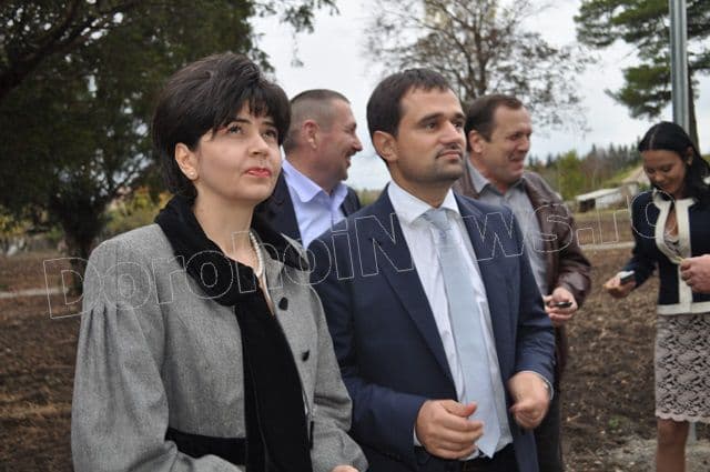 Oficialitati in vizita de lucru la Braesti_12
