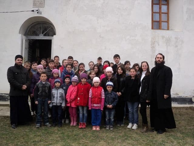 LA MLENĂUȚI HUDEȘTI