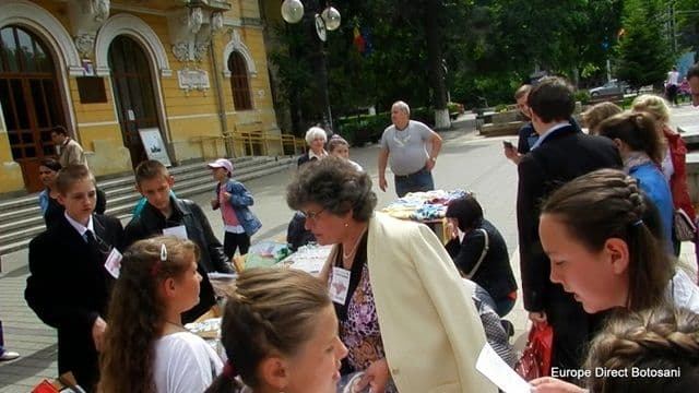 Târg al Voluntarilor pe Pietonalul Unirii Botosani_3