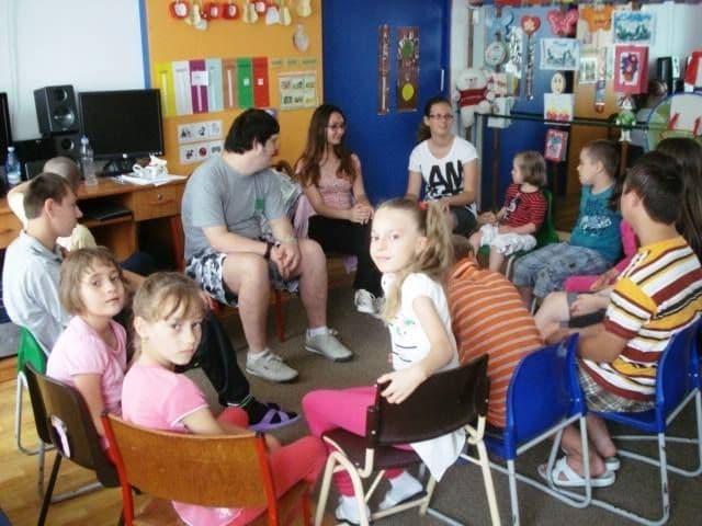 Activitati voluntariat Centrul Sperantei Dorohoi_4