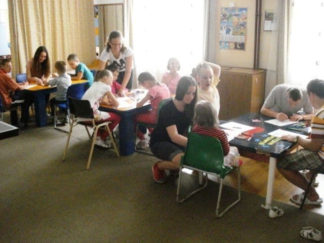 Activitati voluntariat Centrul Sperantei Dorohoi_5
