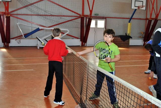Tenis 10 055