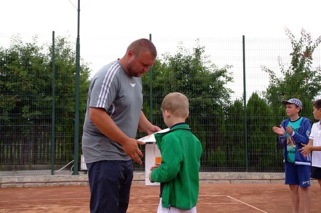 TENIS 10 179