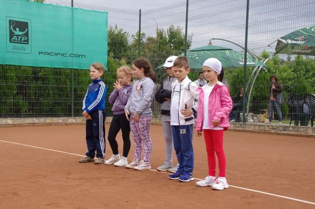 Tenis 10 036