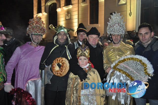 Banda Olinescu – Evoluția Formațiilor de Datini și Obiceiuri din 31 decembrie 2014: VIDEO – FOTO