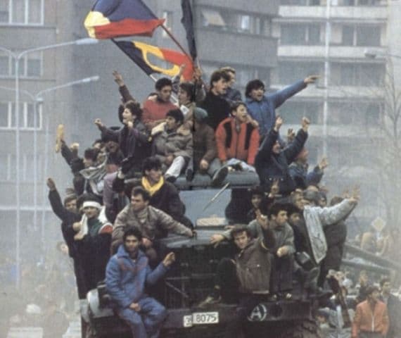 Guvernul a modificat Legea recunoștinței față de eroii martiri și luptătorii Revoluției din 1989