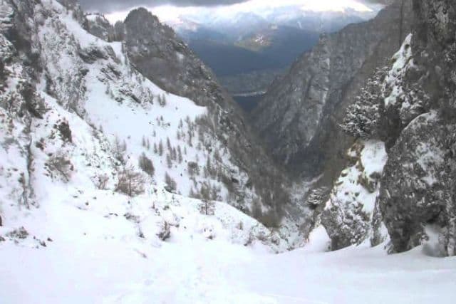 Caz dramatic. Un turist a căzut într-o prăpastie din Bucegi