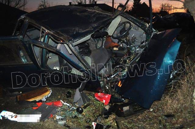 MARȚI 13: Accident deosebit de grav produs pe strada Sf. Ioan Românul din Dorohoi - FOTO