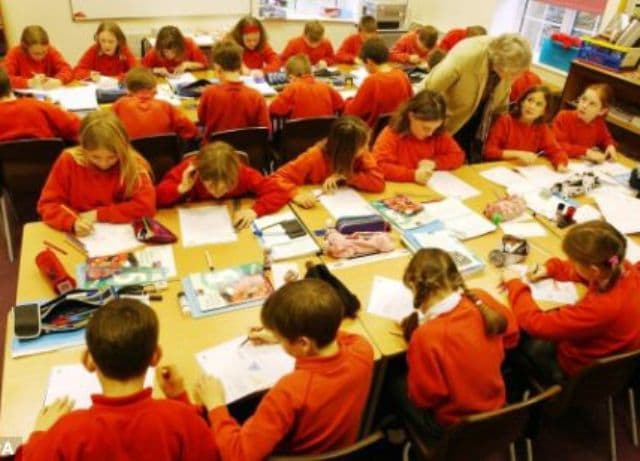Ministerul Educaţiei a elaborat un nou regulament şcolar