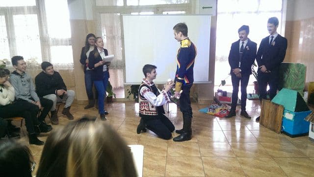 Colegiul Naţional „Grigore Ghica” Dorohoi – Unire în cuget şi-n simţiri - FOTO