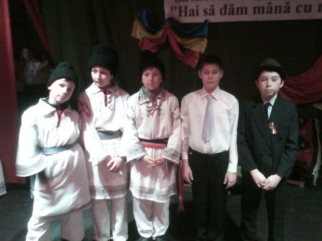 Unirea Principatelor Române sărbătorită și de eleviii Școlii Gimnaziale Alecu Ivan Ghilia - Șendriceni - FOTO