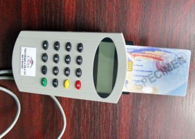 CNAS nu va încheia contractul cu furnizorii de servicii medicale dacă nu au cititoare de card