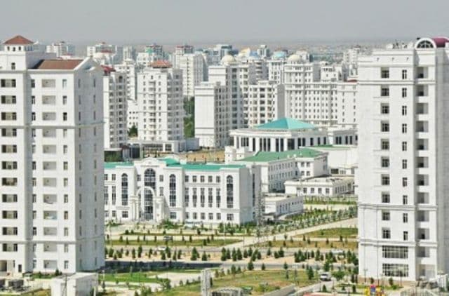 Țara care a interzis toate mașinile negre