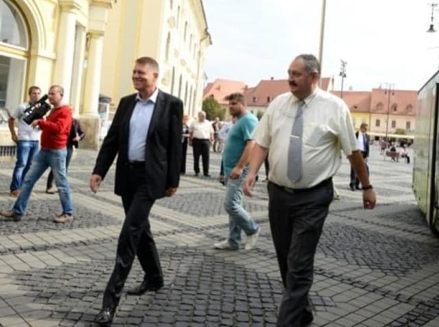 Doi Preşedinţi. Două sinucideri. A naibii coincidenţă!
