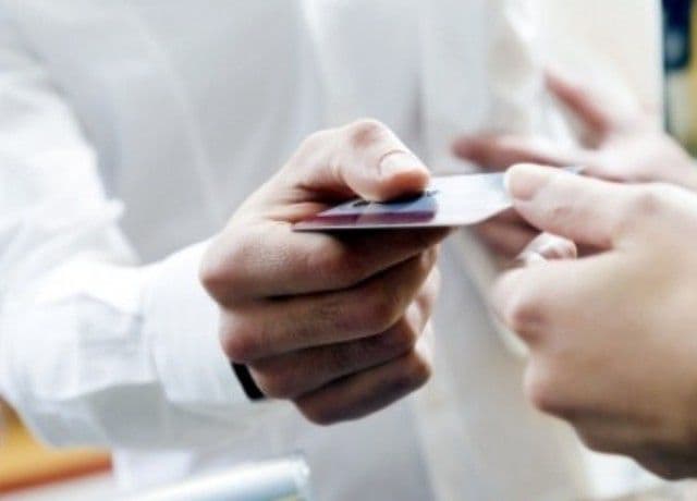 HAOS în sistemul sanitar: Sunt carduri de sănătate, dar medicii nu au cititoare sau instrucţiuni pentru ele