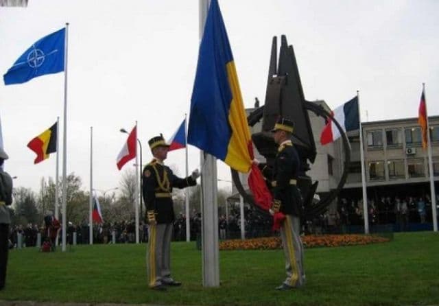 NATO va înfiinţa două centre de comandă şi control în România. Duşa: Sunt măsuri istorice