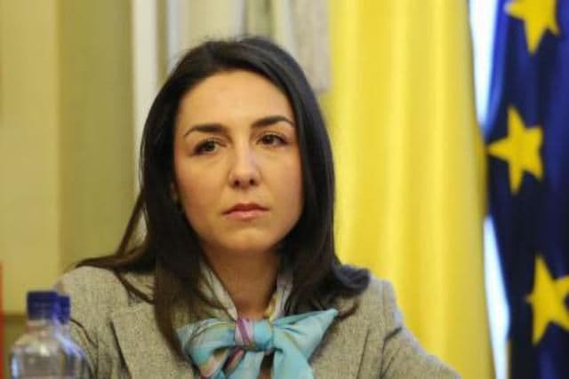 Claudia Țapardel: Colegi liberali, există viață și dincolo de alegeri ! 