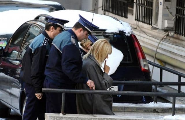 Ce mesaj a transmis Elena Udrea pe facebook, după ce a fost arestată