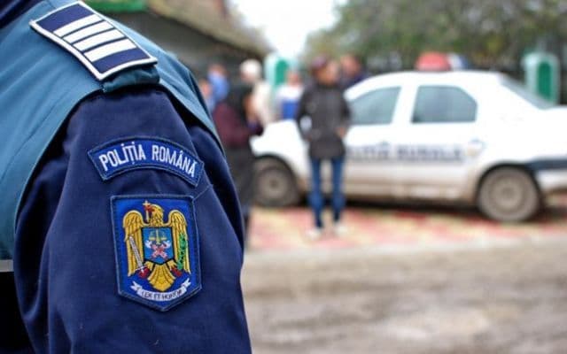Activităţi ilegale de comerţ cu produse farmaceutice, stopate de poliţişti