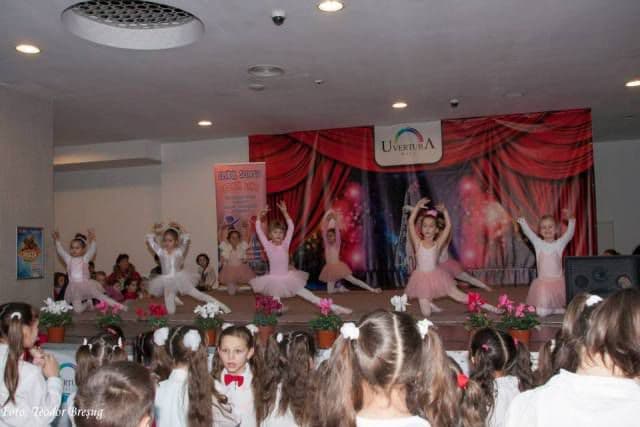 1-8 Martie Magic la Uvertura Mall - FOTO