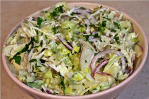 Salată de mere, brânză și țelină
