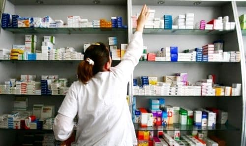 Farmacistă trimisă în judecată pentru trafic de droguri!