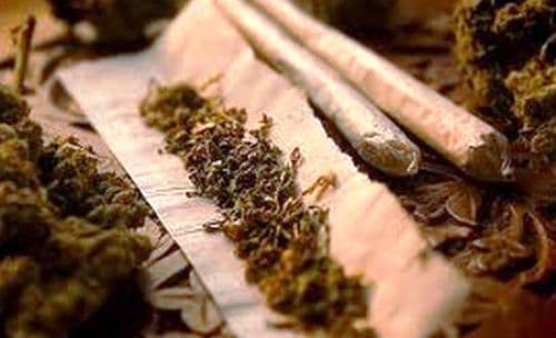 Adolescent din Dorohoi trimis în judecată pentru consum de droguri!