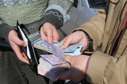 Cercetaţi pentru înșelăciune, după ce au primit sume de bani, folosindu-se de imaginea unui lăcaş de cult