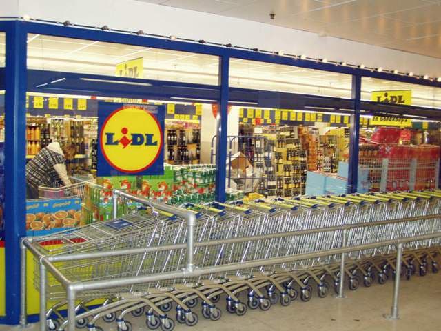 Lidl face angajări! 250 de români vor fi angajați în acest an
