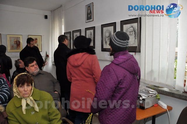 Expoziţia „Chipuri ale sfinţeniei”, la Seminarul „Sf. Ioan Iacob” Dorohoi, un eveniment de suflet şi bucurie creştină! - FOTO
