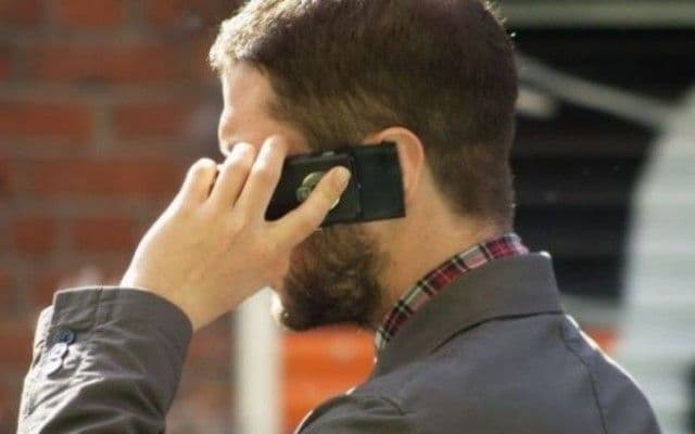 O nouă escrocherie face ravagii în România: „Alo, sunt procuror DNA”