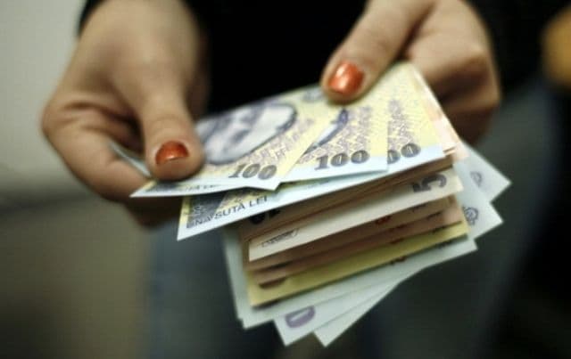 Limitarea plăților în numerar intră în vigoare luna viitoare. Legea a fost publicată în Monitorul Oficial