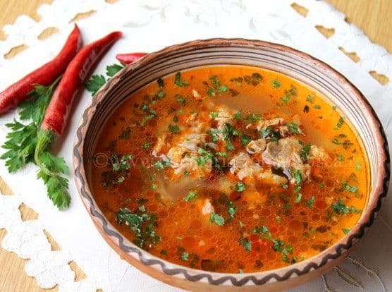 Ciorbă țărănească de porc