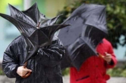 Vreme rece, vânt puternic și ploi în toată țara, de sâmbătă seară până miercuri, la ora 18:00