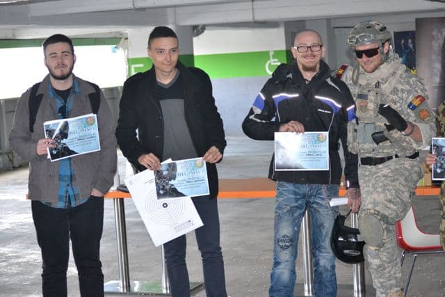 Botoșănenii s-au dovedit experți în trasul la țintă cu arme AirSoft - FOTO
