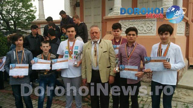 Echipa de robotică de la Palatul Copiilor Botoșani a obținut cele mai multe premii la Campionatul Național de Robotică „Cupa Chindiei” - FOTO