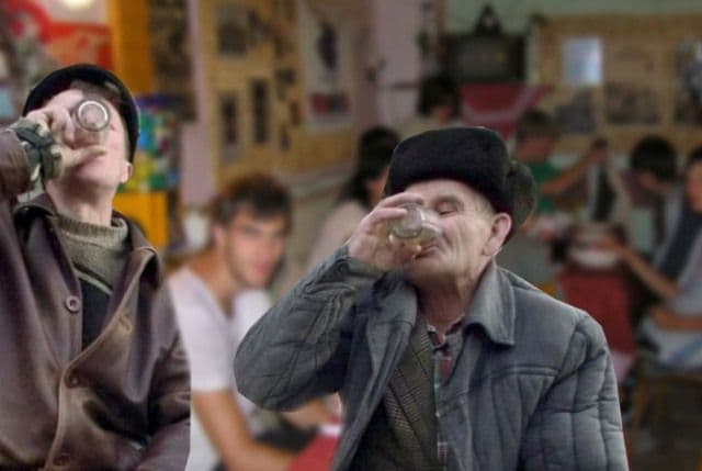 „Partidul beţivanilor” se pregăteşte de lansare. Vezi cine l-a înființat