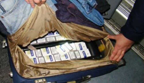 Ţigarete de contrabandă descoperite de polițiștii de frontieră