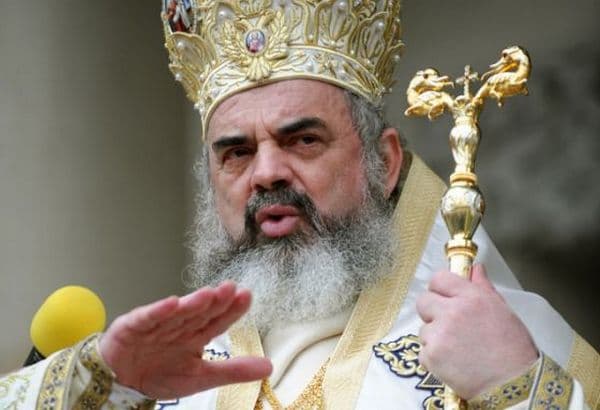 Patriarhia îi dă cu flit lui Ponta: Refuză să plătească taxe pe bacşiş!