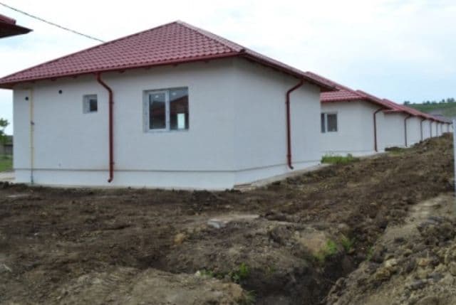 Noile case din cartierul Dumbrava Roșie sunt aproape gata. Află când vor fi date în folosinţă