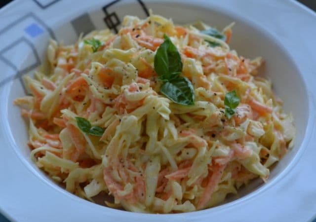 Salată de varză cu maioneză