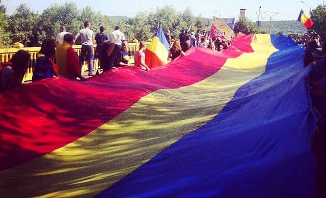 Avanpremiera unui pod uman. Prutul – râu intern, nu graniță