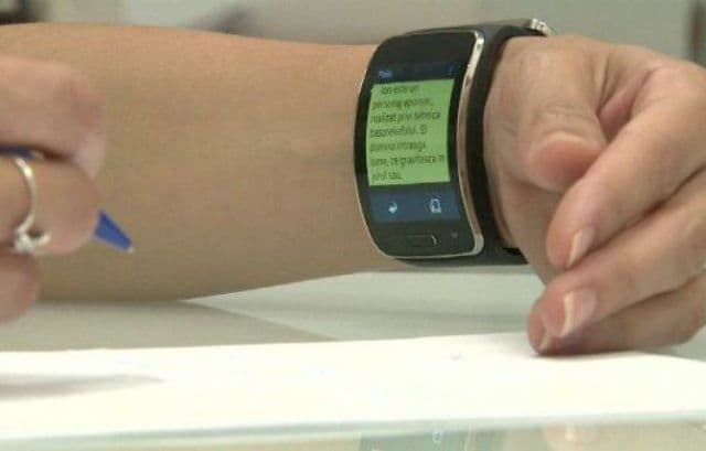Avertismentul dat de profesori elevilor care vor să copieze la BAC cu ceasuri inteligente sau ochelari cu bluetooth