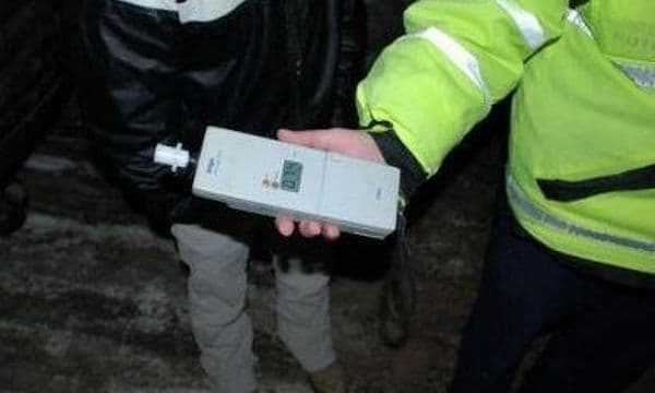 Deși consumase alcool a ieșit cu mașina la plimbare prin municipiu  