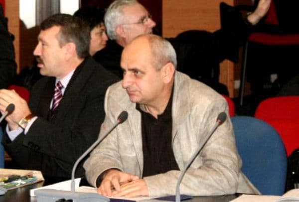 Primarul de Pomârla șochează din nou! Vezi ce planuri are pentru alegerile din 2016
